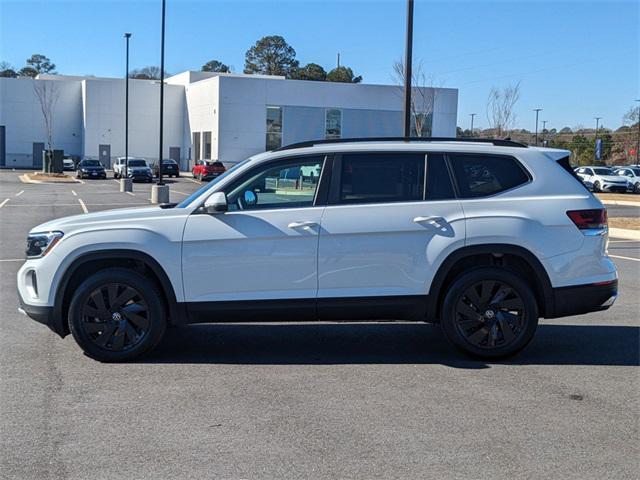 new 2025 Volkswagen Atlas car, priced at $43,353