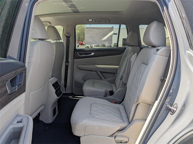 new 2025 Volkswagen Atlas car, priced at $55,120