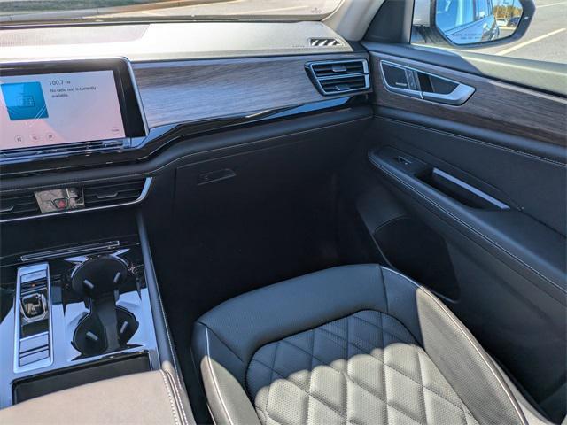 new 2026 Volkswagen Atlas car, priced at $55,692