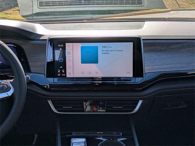 new 2026 Volkswagen Atlas car, priced at $55,692