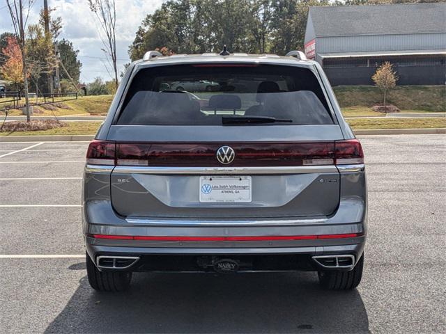 new 2024 Volkswagen Atlas car, priced at $50,201