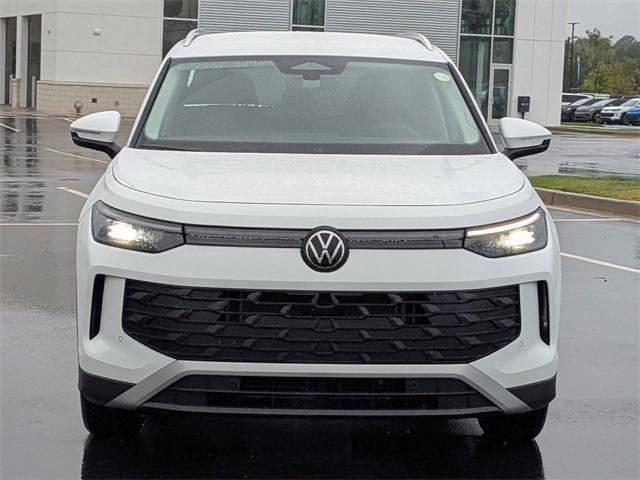 new 2025 Volkswagen Tiguan car, priced at $29,000
