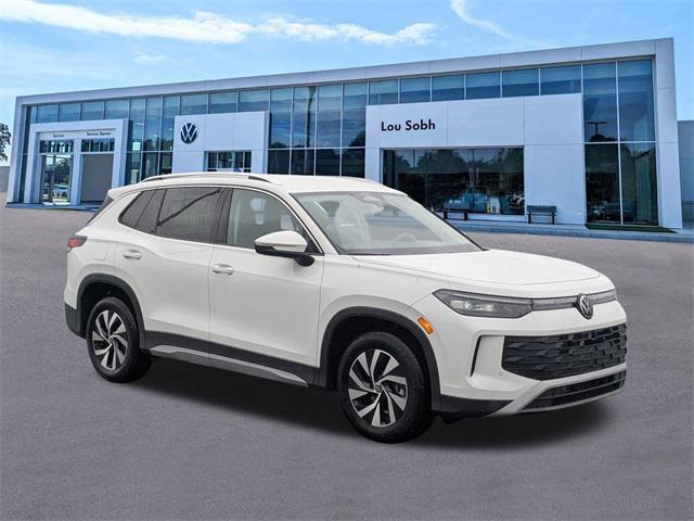 new 2025 Volkswagen Tiguan car, priced at $29,000