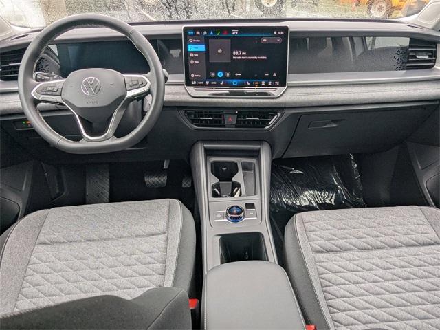 new 2025 Volkswagen Tiguan car, priced at $29,000