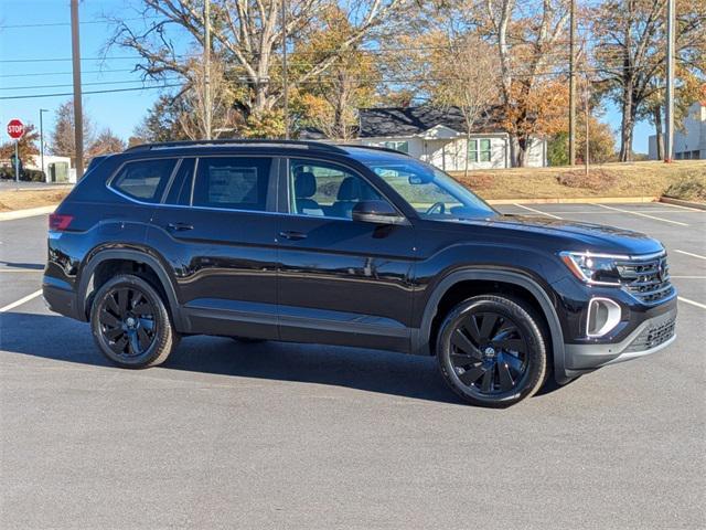 new 2025 Volkswagen Atlas car, priced at $42,556