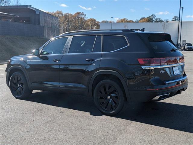 new 2025 Volkswagen Atlas car, priced at $42,556