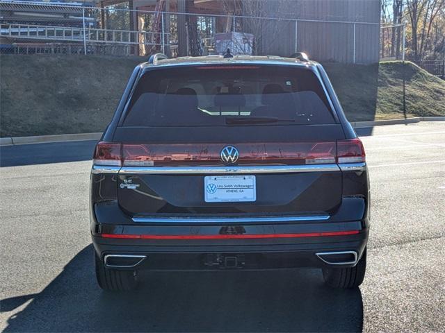 new 2025 Volkswagen Atlas car, priced at $43,021