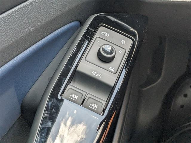 new 2025 Volkswagen ID.4 car, priced at $51,666