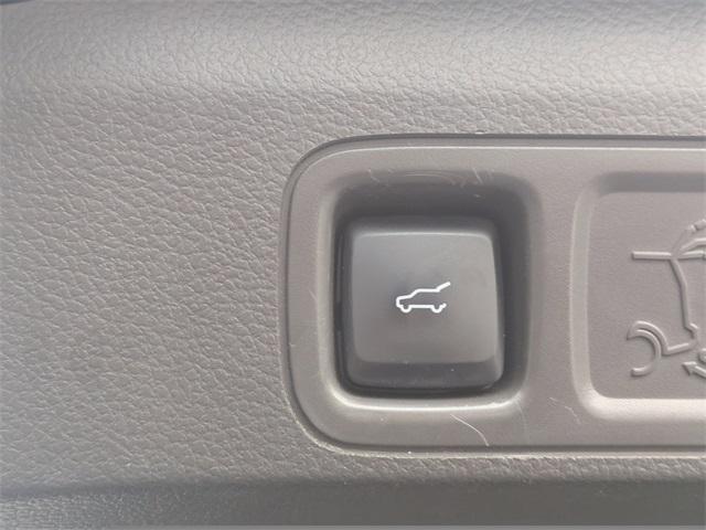 used 2018 Ford Expedition car, priced at $22,888