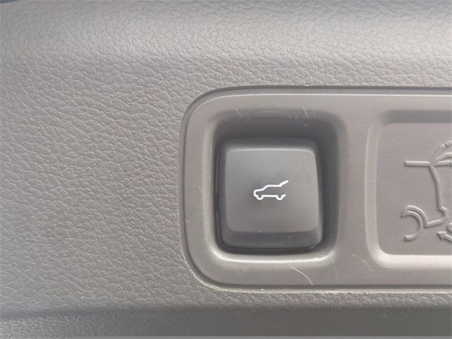 used 2018 Ford Expedition car, priced at $22,888