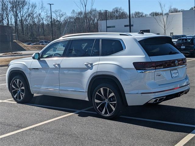 new 2025 Volkswagen Atlas car, priced at $54,081