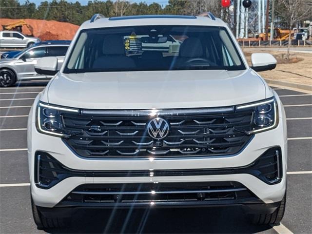 new 2025 Volkswagen Atlas car, priced at $54,081