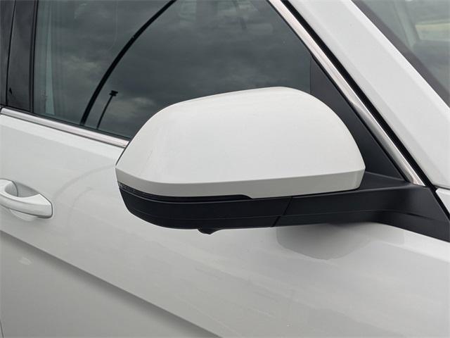 new 2026 Volkswagen Atlas Cross Sport car, priced at $53,938