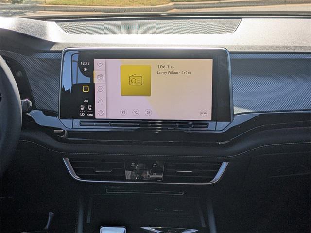 new 2026 Volkswagen Atlas Cross Sport car, priced at $54,167