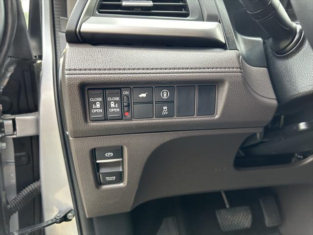 used 2024 Honda Odyssey car, priced at $33,400