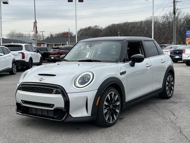 used 2023 MINI Hardtop car, priced at $21,400