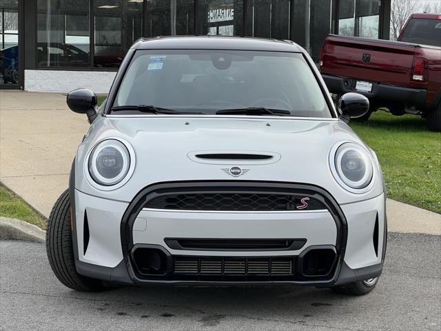 used 2023 MINI Hardtop car, priced at $21,400