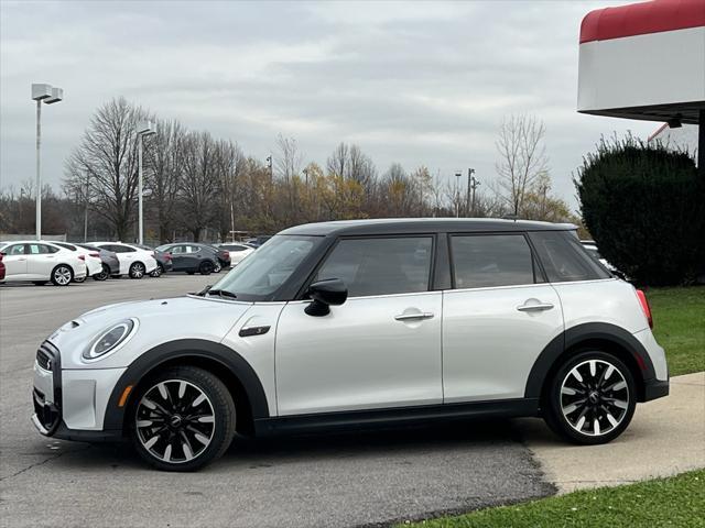 used 2023 MINI Hardtop car, priced at $21,400