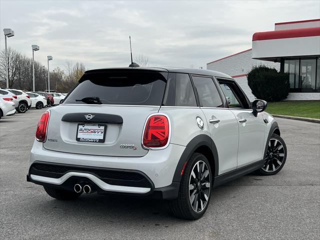 used 2023 MINI Hardtop car, priced at $21,400