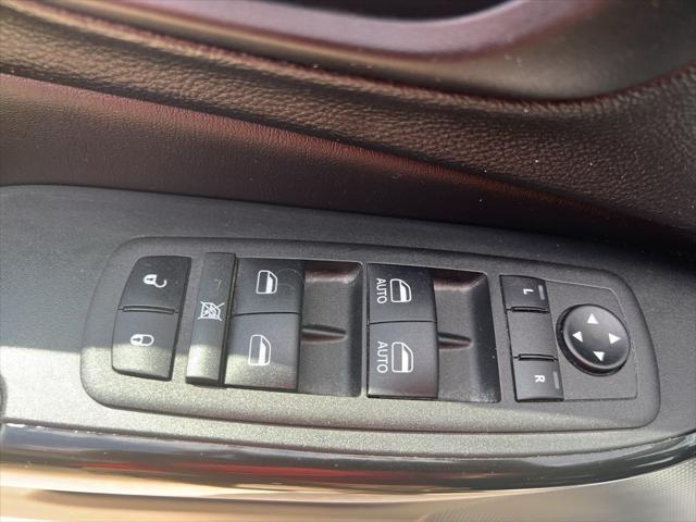 used 2023 Jeep Cherokee car, priced at $19,600