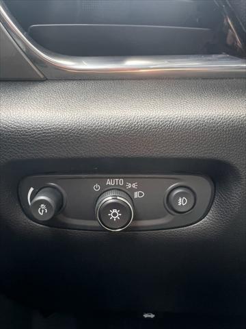used 2021 Chevrolet Traverse car, priced at $28,600