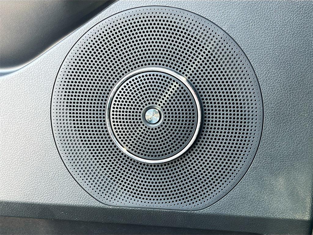 used 2023 Ford Expedition car, priced at $44,000