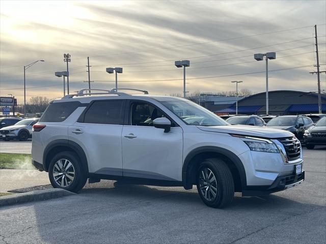 used 2022 Nissan Pathfinder car, priced at $26,000