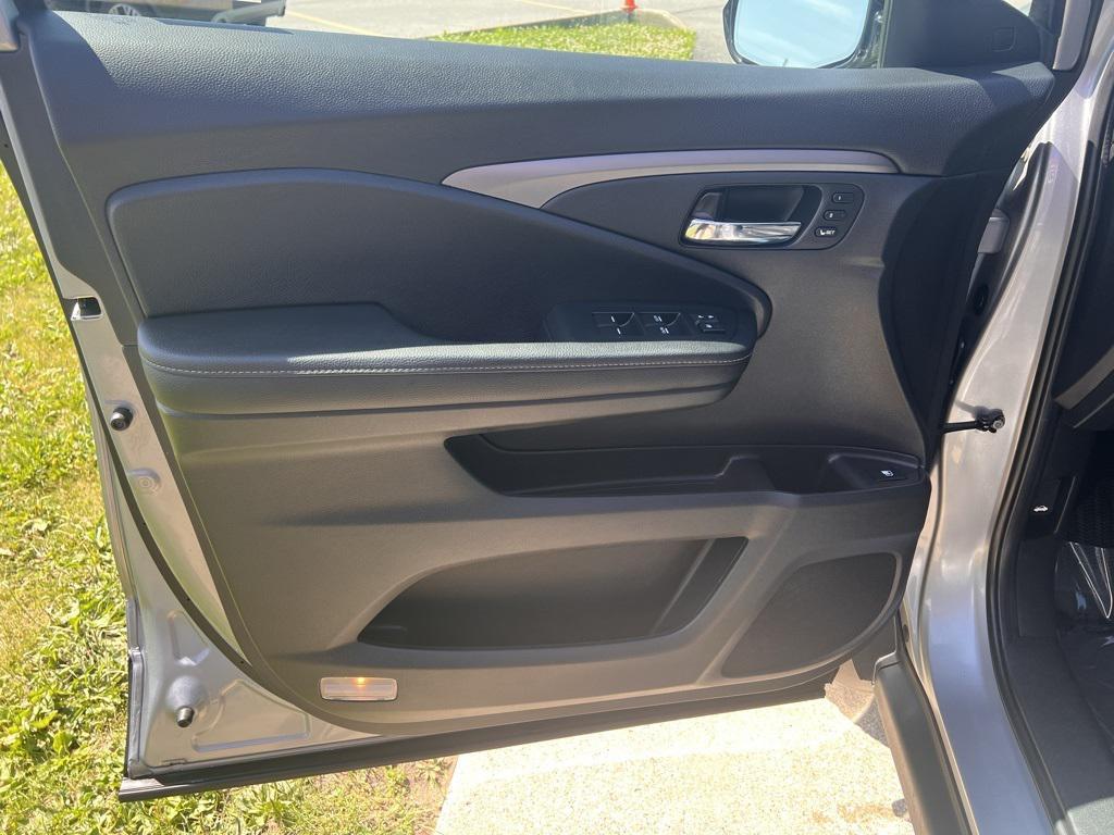 used 2023 Honda Ridgeline car, priced at $29,700