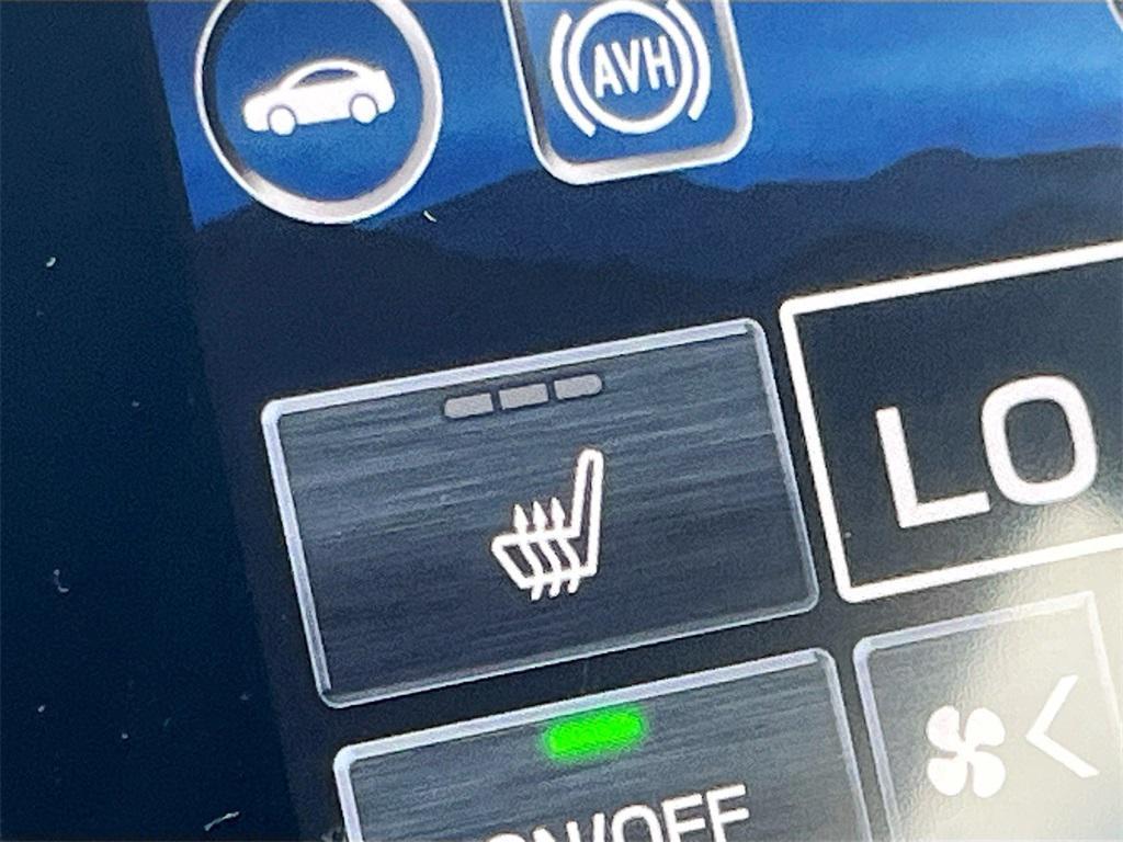 used 2024 Subaru Ascent car, priced at $33,800
