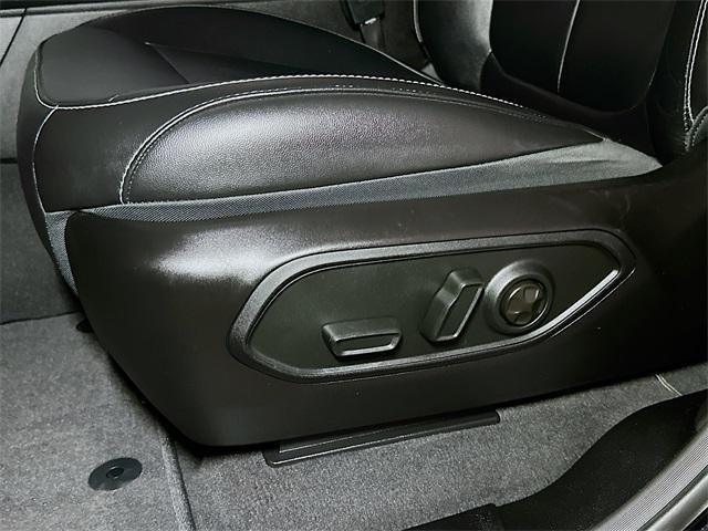 used 2022 Jeep Grand Cherokee car, priced at $34,467