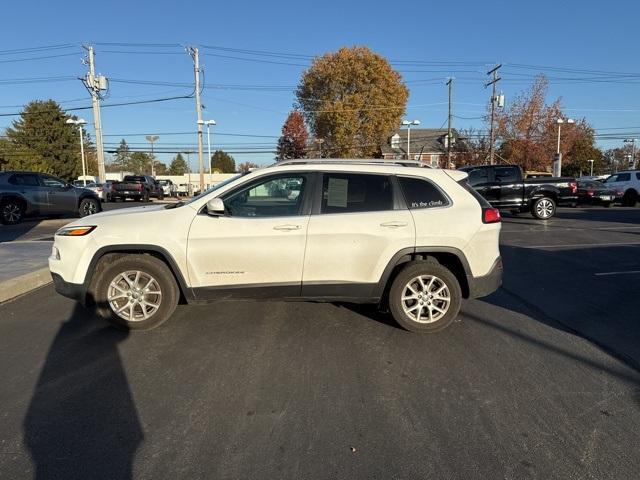 used 2016 Jeep Cherokee car, priced at $13,693