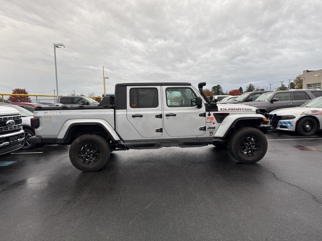 used 2022 Jeep Gladiator car, priced at $33,981