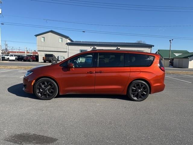 used 2018 Chrysler Pacifica car, priced at $19,622