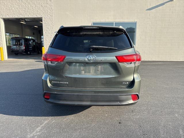 used 2018 Toyota Highlander car, priced at $26,473