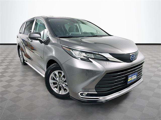 used 2023 Toyota Sienna car, priced at $44,854