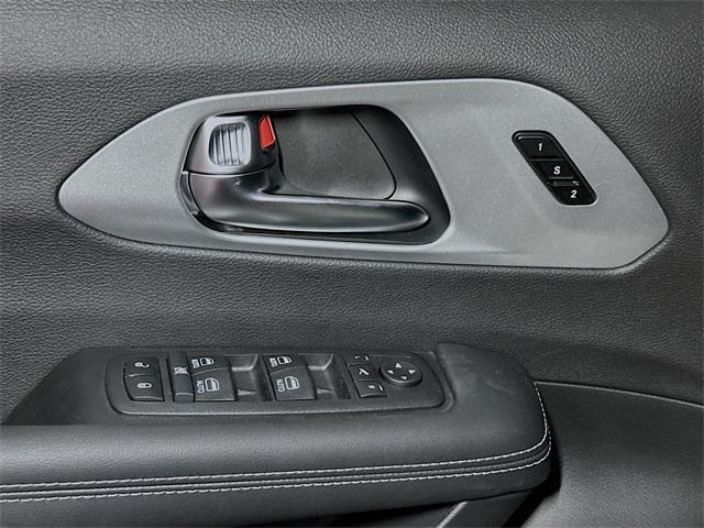 new 2026 Chrysler Pacifica car, priced at $51,336