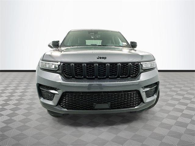 new 2025 Jeep Grand Cherokee car, priced at $44,367