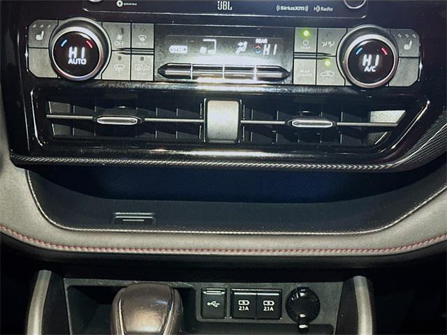 used 2021 Toyota Highlander car, priced at $39,568