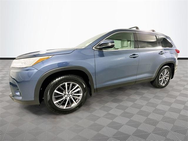 used 2019 Toyota Highlander car, priced at $27,523