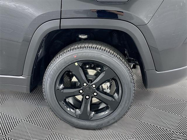 new 2025 Jeep Grand Cherokee car, priced at $45,837