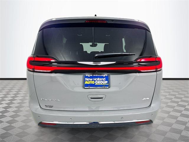 new 2025 Chrysler Pacifica car, priced at $45,604