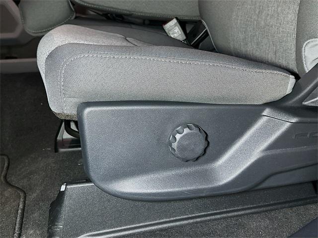 new 2025 Ford F-250 car, priced at $58,297
