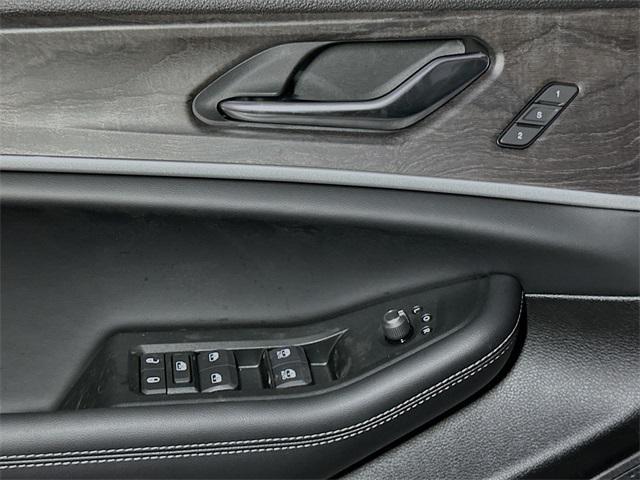 new 2025 Jeep Grand Cherokee L car, priced at $51,712