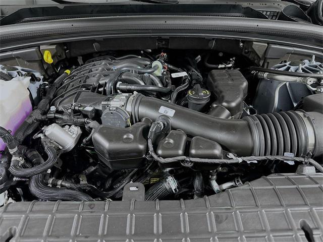 new 2025 Jeep Grand Cherokee car, priced at $45,176