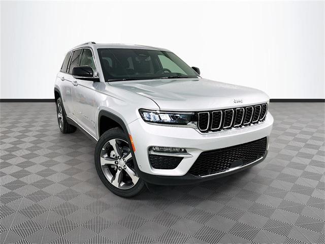 new 2025 Jeep Grand Cherokee car, priced at $52,775