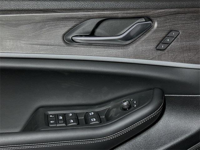 new 2025 Jeep Grand Cherokee car, priced at $52,775