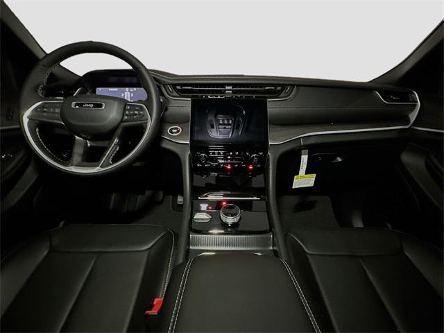 new 2025 Jeep Grand Cherokee car, priced at $52,775