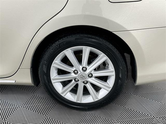 used 2013 Toyota Camry Hybrid car, priced at $12,988