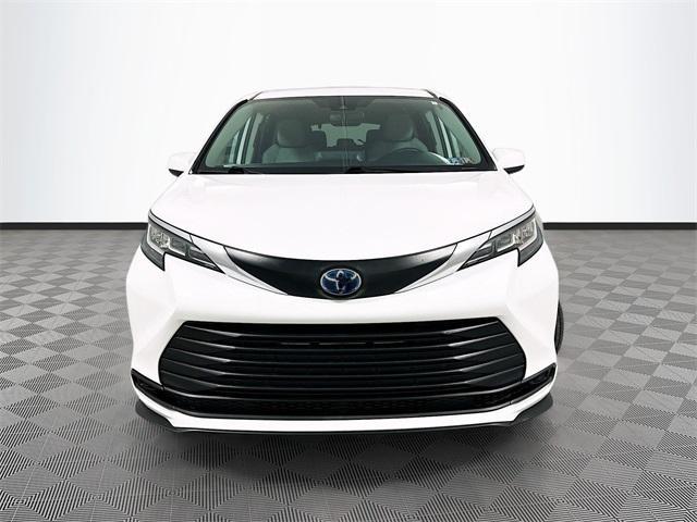 used 2021 Toyota Sienna car, priced at $28,835