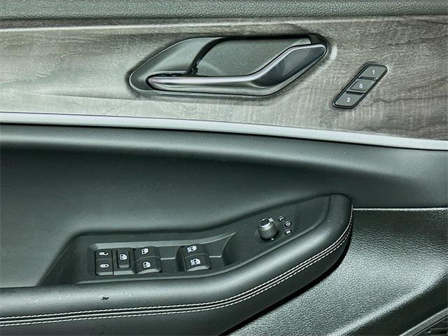 new 2025 Jeep Grand Cherokee L car, priced at $54,129